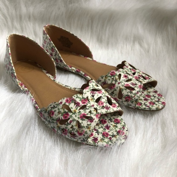 SO Shoes - So Shoes Women’s Size 8.5 M Open Toe Rose Floral‎ Print Slip On Flats